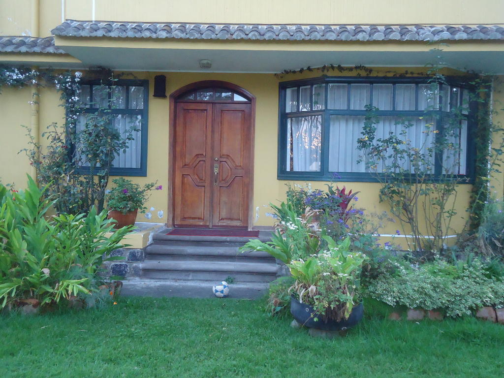 Hostal Saint Mary'S Tababela Buitenkant foto
